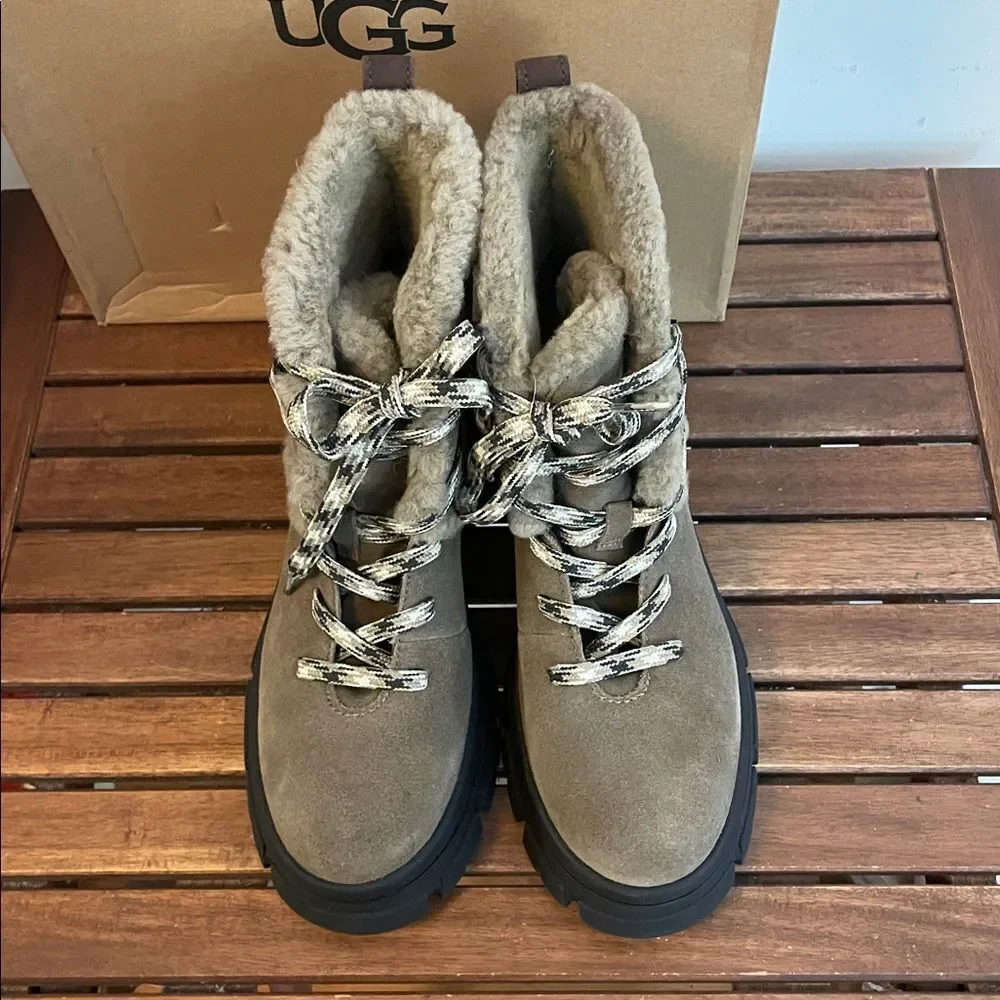 UGG Brooklyn Hiker Boots Hickory USA Women Size 11/UK 9/EU 42